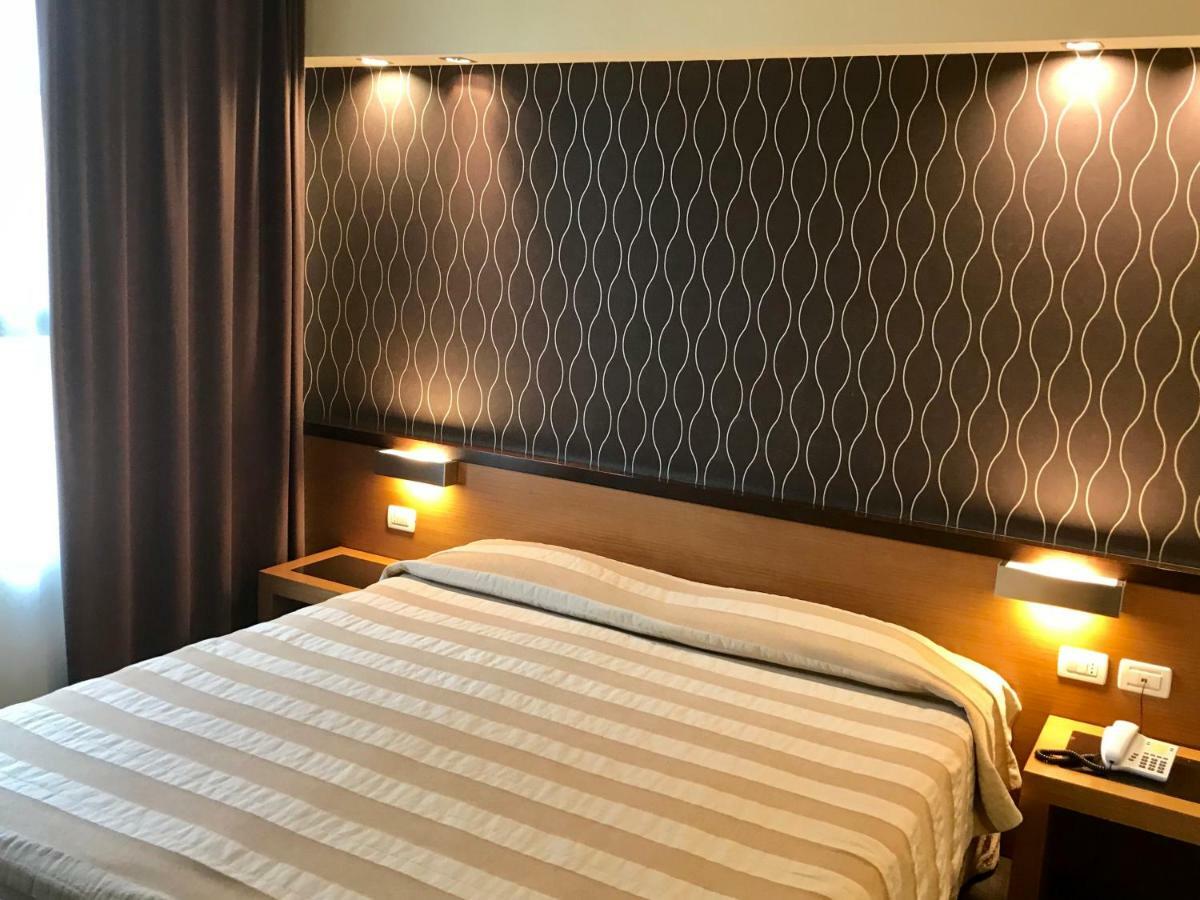Hc3 Hotel Bologna Eksteriør bilde